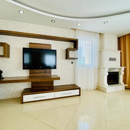 Luxury Roma With Private Pool Vakantiehuis Kuşadası