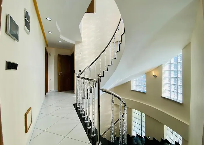 Luxury Roma With Private Pool Holiday home *