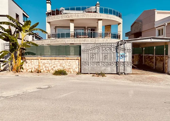 Luxury Roma With Private Pool Κουσάντασι